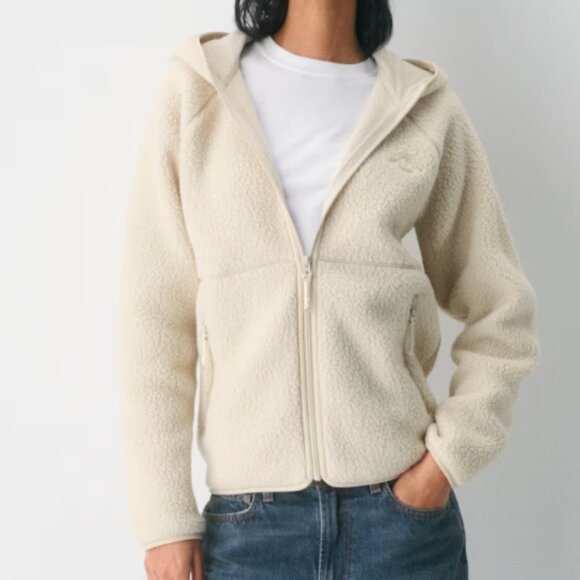 Aritzia Tna Raglan Zip Hoodie in Mullein - Picture 5 of 9